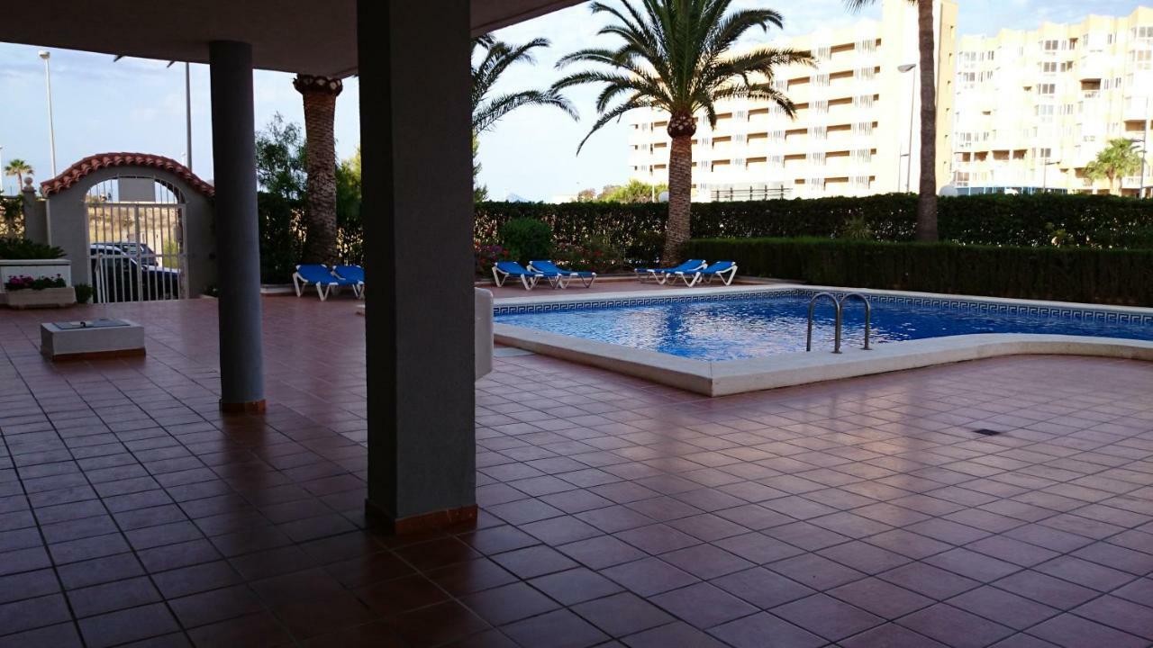 Apartamento con excelentes vistas Calpe Bagian luar foto